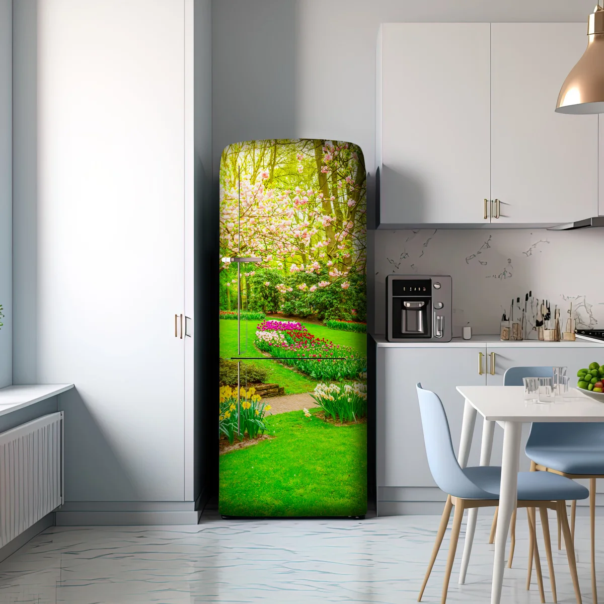 Kühlschrankaufkleber frühlingsgarten in blüte: tulpen und kirschblüten Kühlschrankaufkleber frühlingsgarten in blüte: tulpen und kirschblüten