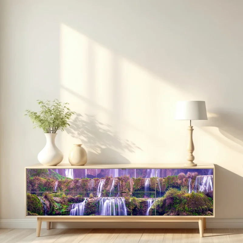 Repositionierbarer Aufkleber friedlicher wasserfall Jiulong in Luoping, China