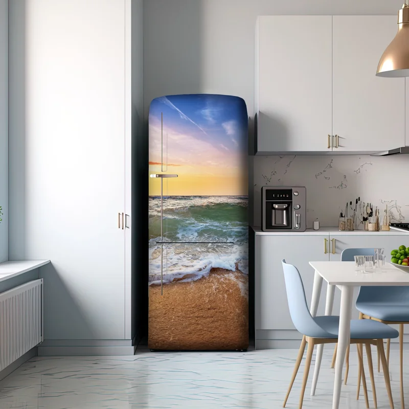 Kühlschrankaufkleber goldener sonnenuntergang am strand mit sanften wellen Kühlschrankaufkleber goldener sonnenuntergang am strand mit sanften wellen