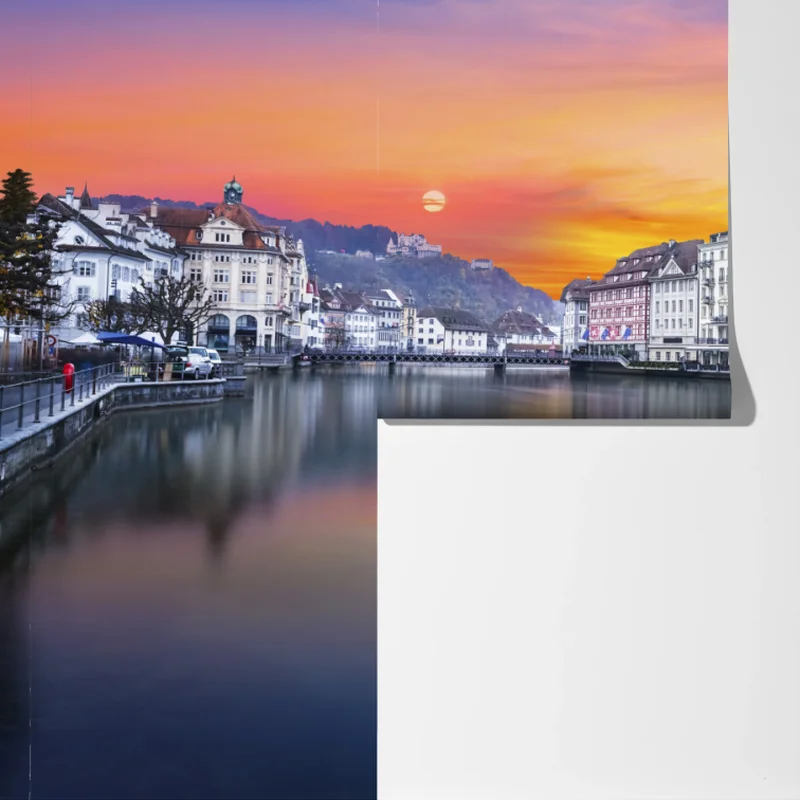 Fototapeta Lucerna nad rzeką o zmierzchu Fototapeta Lucerna nad rzeką o zmierzchu