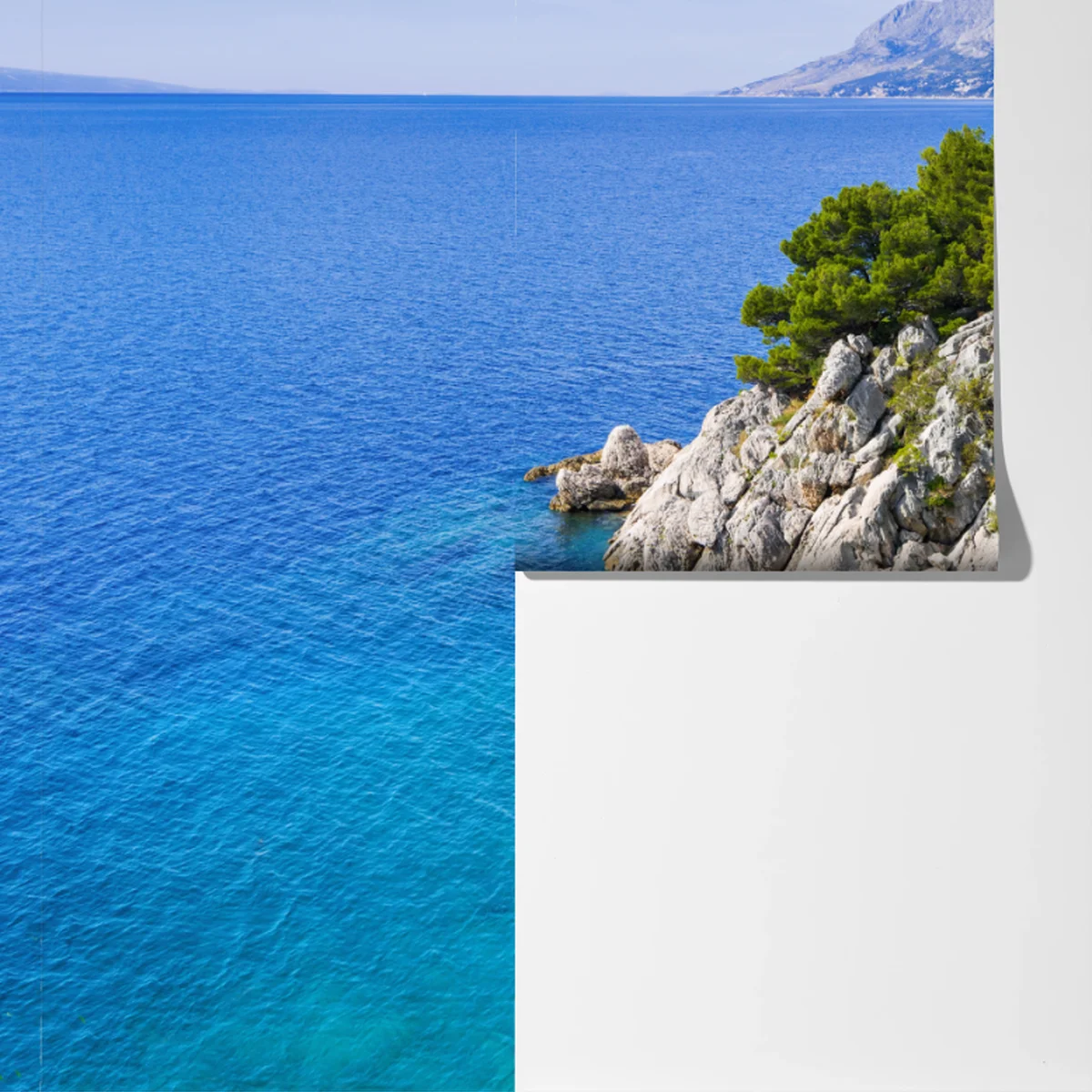 Fototapete ruhige türkisfarbene bucht mit booten Fototapete ruhige türkisfarbene bucht mit booten