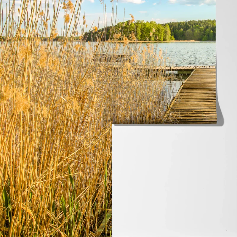 Fototapeta drewniany pomost nad spokojnym jeziorem Fototapeta drewniany pomost nad spokojnym jeziorem