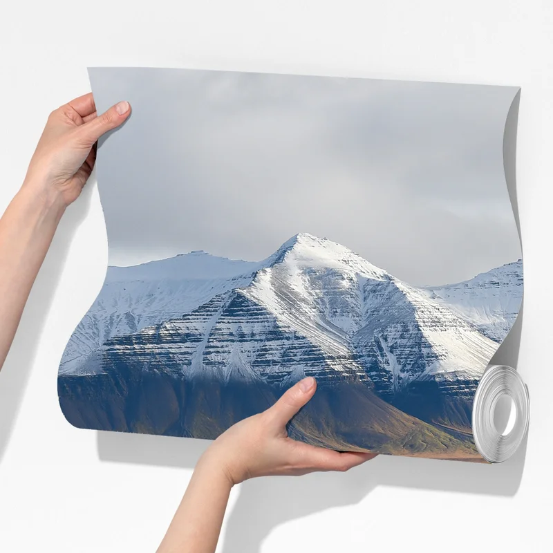 Fototapete leere straße zu schneebedeckten bergen, Island Fototapete leere straße zu schneebedeckten bergen, Island