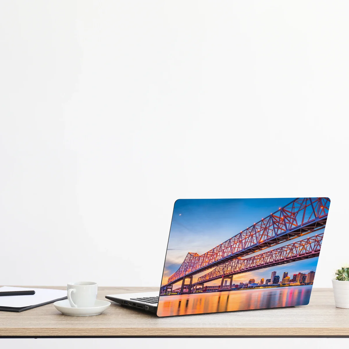 Laptop-Aufkleber Crescent City Connection brücke bei sonnenuntergang, New Orleans Laptop-Aufkleber Crescent City Connection brücke bei sonnenuntergang, New Orleans