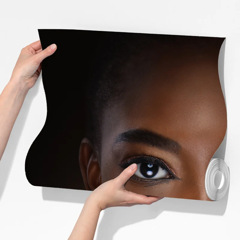 Fototapete elegantes porträt einer frau mit blumenhalskette Fototapete elegantes porträt einer frau mit blumenhalskette