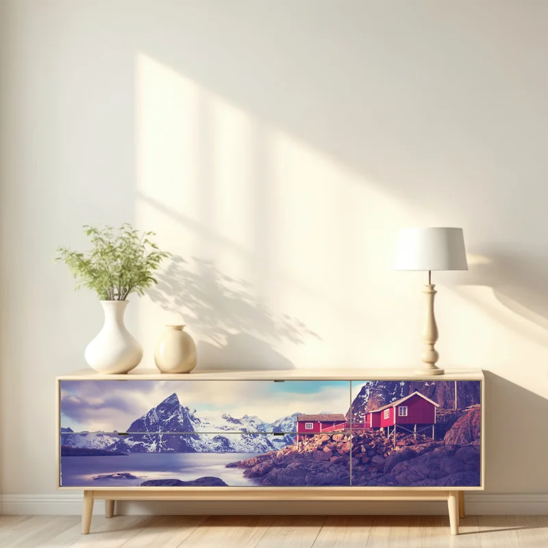 Repositionierbarer Aufkleber küstengebirge mit roten hütten