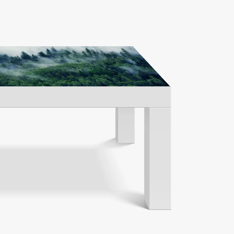 Tischaufkleber und Schreibtischaufkleber nebliger grüner wald