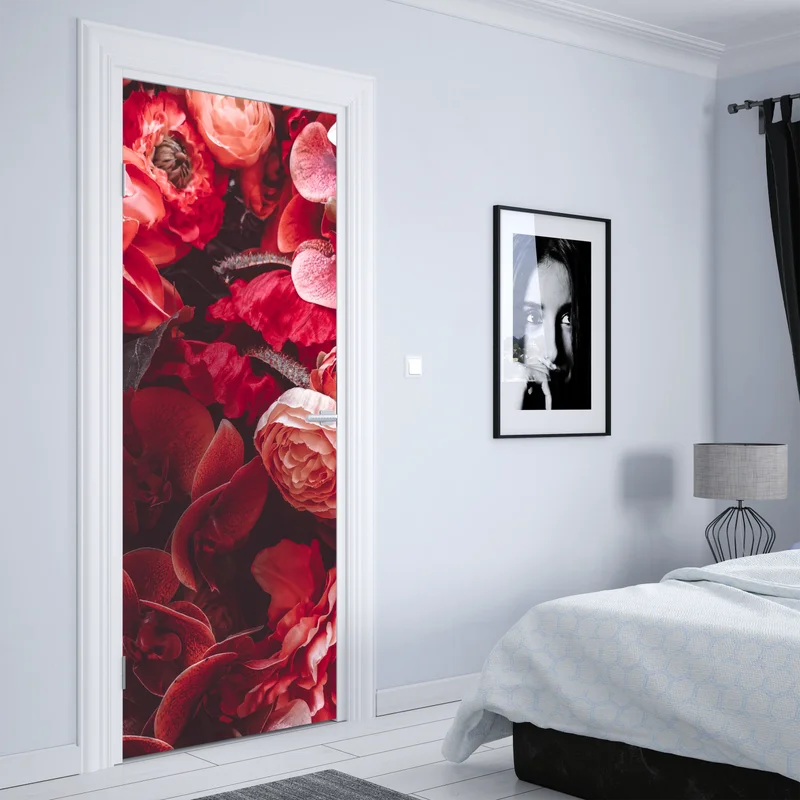 Türaufkleber prächtiges blütenmeer in tiefroten tönen