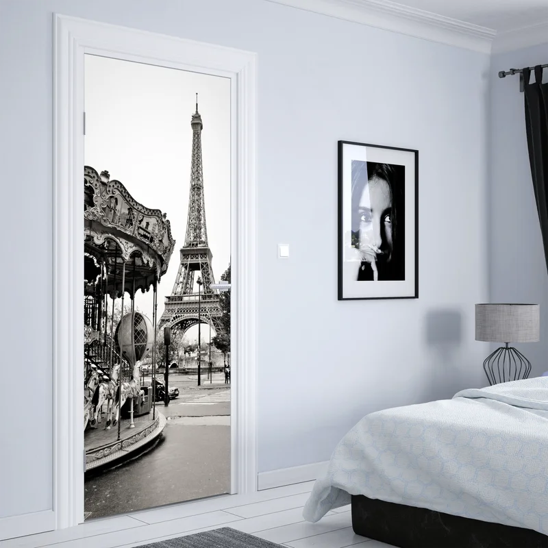 Türaufkleber Eiffelturm und karussell in Paris Türaufkleber Eiffelturm und karussell in Paris