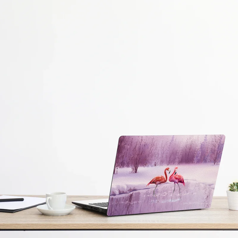 Laptop-Aufkleber pastell flamingos über winterlichem see