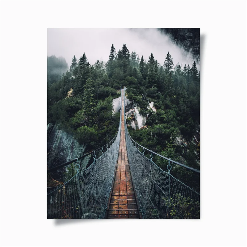 Poster neblige hängebrücke im wald • Poster bei Wallnifity® Poster neblige hängebrücke im wald • Poster bei Wallnifity®