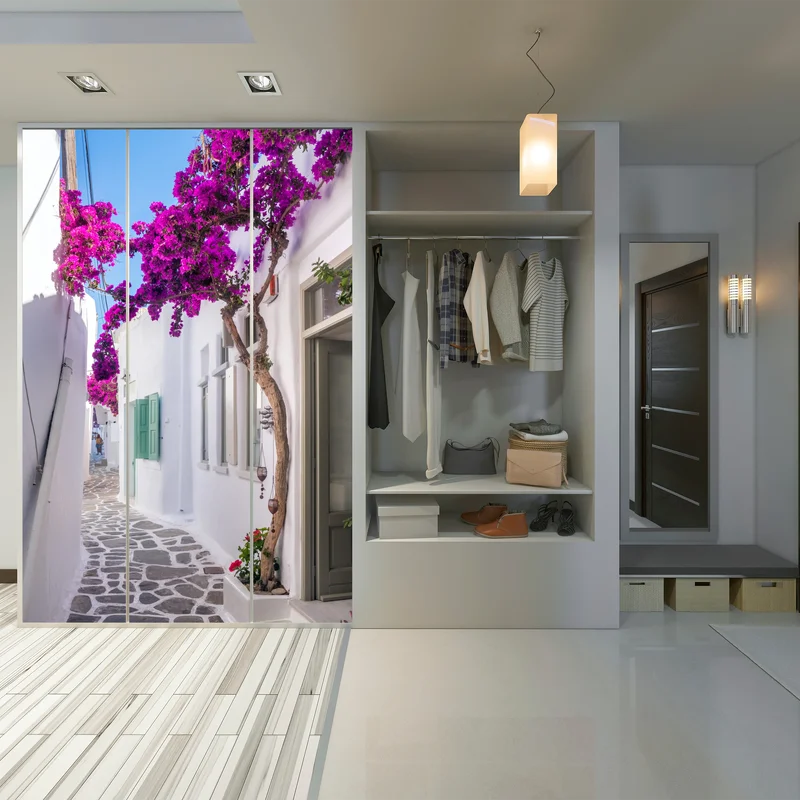 Schrankaufkleber sonnige mediterrane gasse mit bougainvillea Schrankaufkleber sonnige mediterrane gasse mit bougainvillea