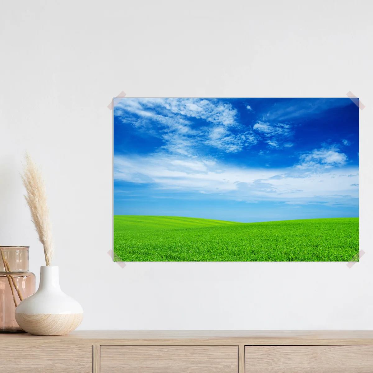 Poster grüne wiese unter blauem himmel Poster grüne wiese unter blauem himmel