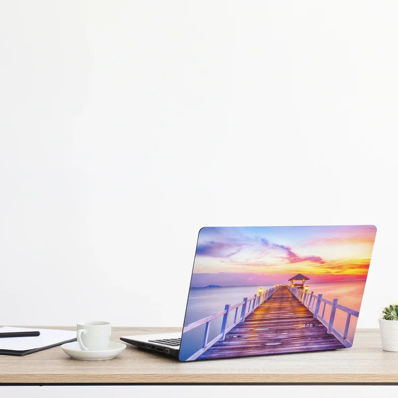 Laptop-Aufkleber sonnenuntergang am steg zum ruhigen horizont