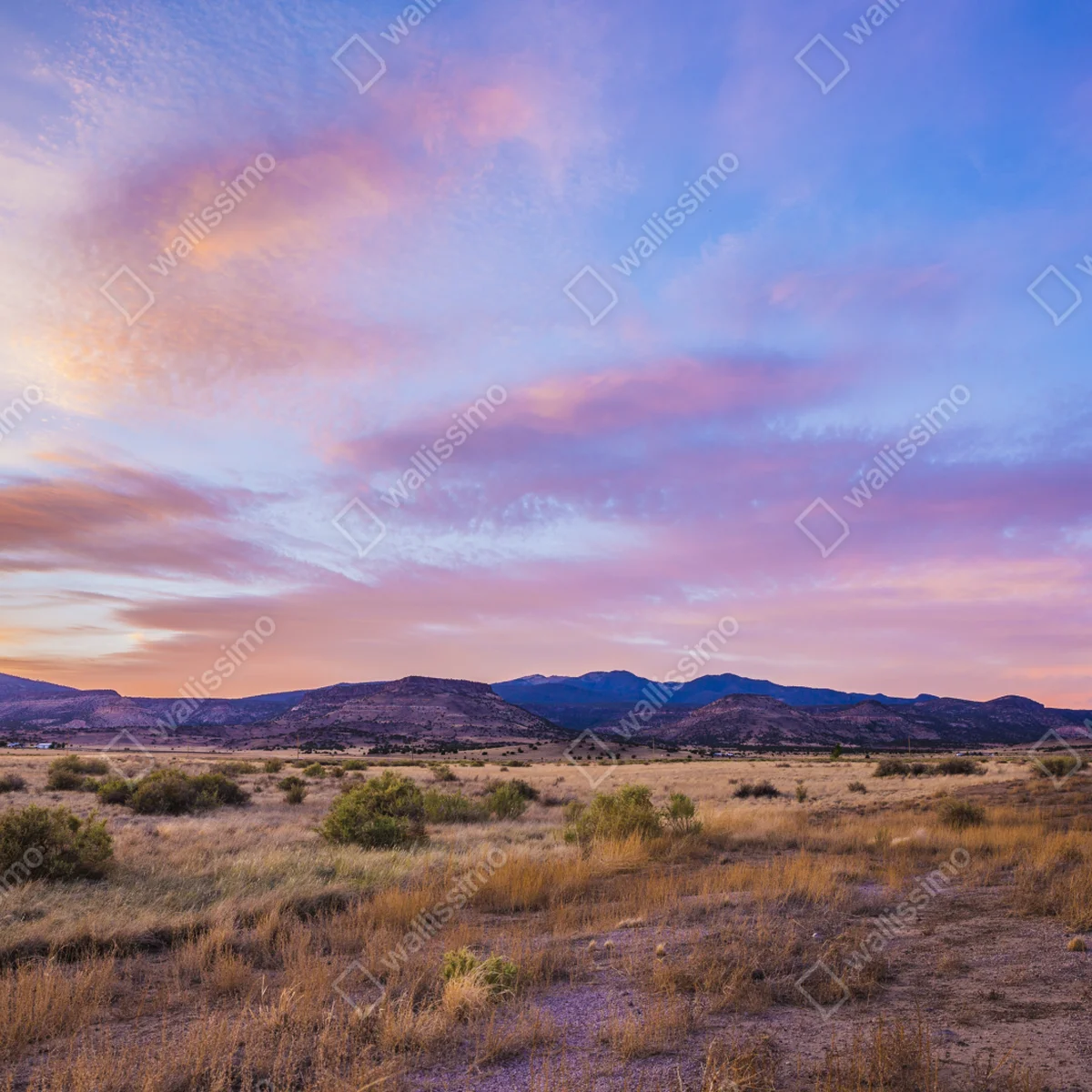 Repositionierbarer Aufkleber pastellsonnenuntergang über wüstenbergen Repositionierbarer Aufkleber pastellsonnenuntergang über wüstenbergen