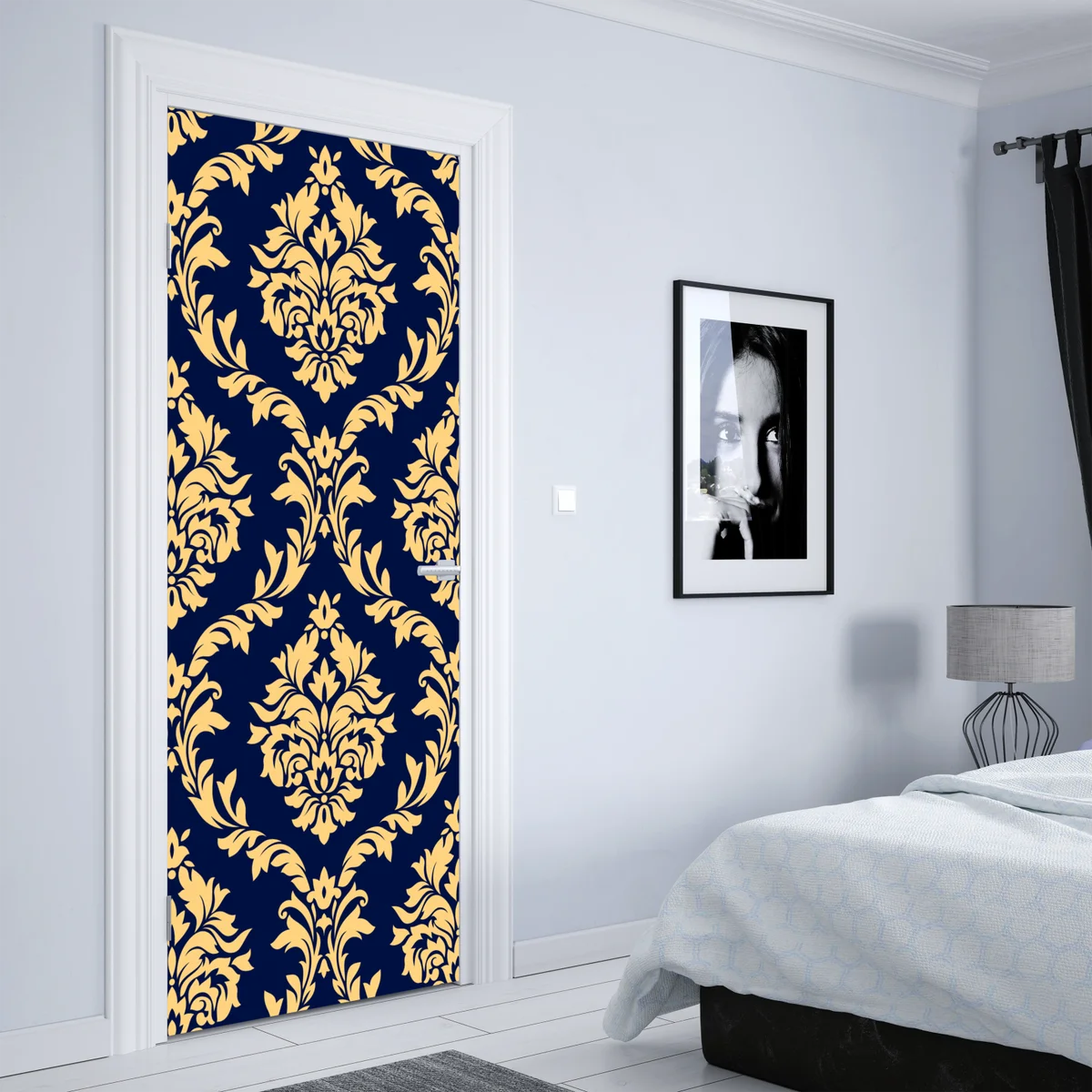 Türaufkleber elegantes goldenes damastmuster auf tiefblauem hintergrund Türaufkleber elegantes goldenes damastmuster auf tiefblauem hintergrund