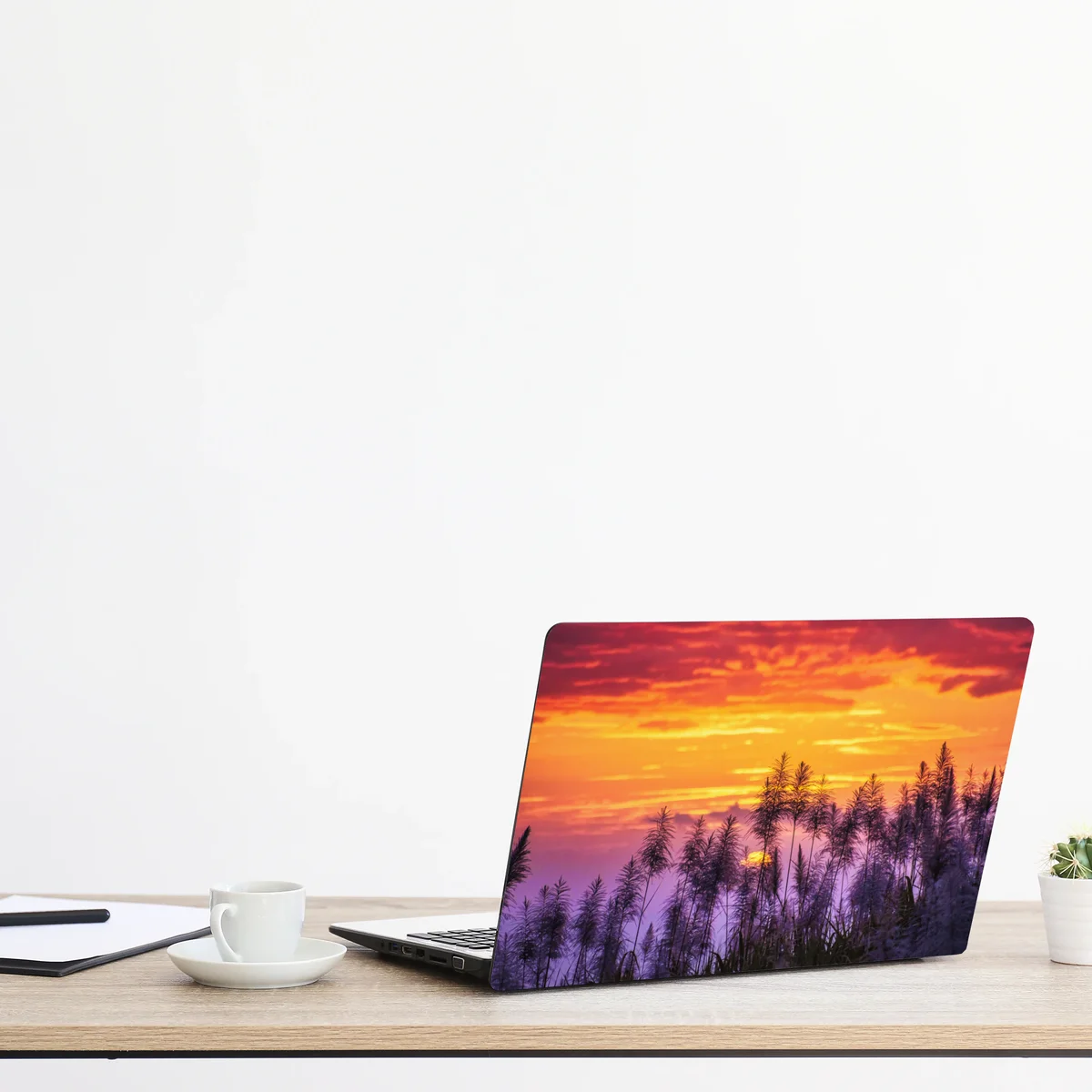 Laptop-Aufkleber goldener sonnenuntergang über wildgräsern Laptop-Aufkleber goldener sonnenuntergang über wildgräsern