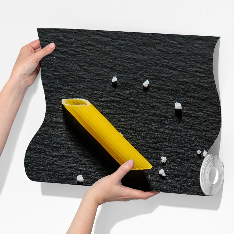 Fototapete tomaten und penne auf schwarzem schiefer Fototapete tomaten und penne auf schwarzem schiefer