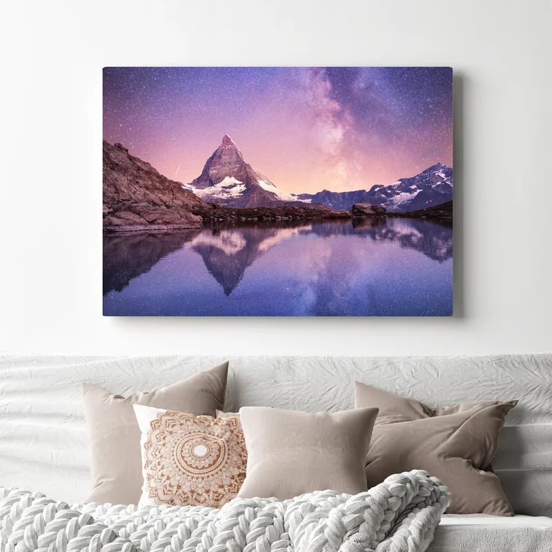 Leinwandbild Matterhorn unter der Milchstraße mit spiegelung Leinwandbild Matterhorn unter der Milchstraße mit spiegelung