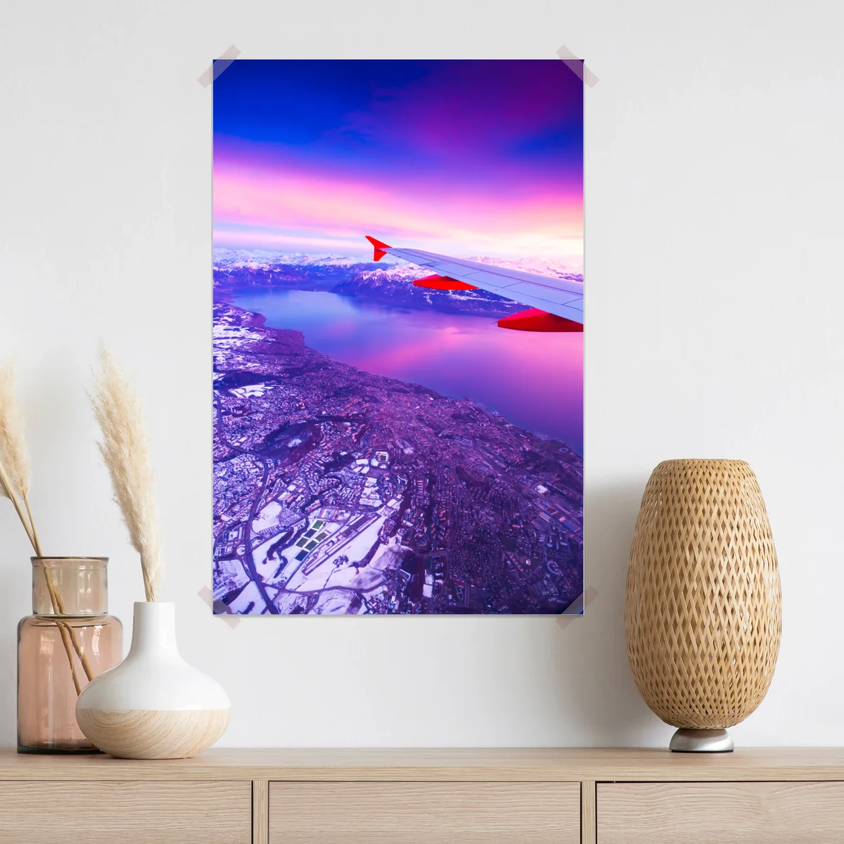 Poster luftaufnahme einer stadt am see bei sonnenuntergang Poster luftaufnahme einer stadt am see bei sonnenuntergang