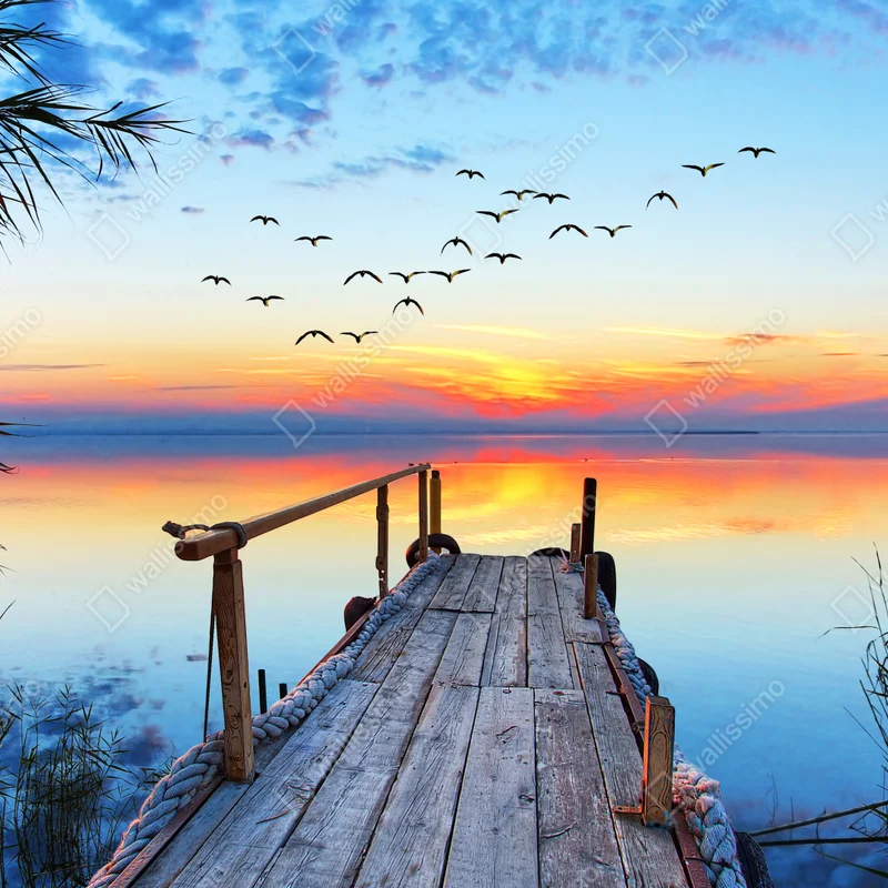 Fototapete steg bei sonnenuntergang über ruhigem see Fototapete steg bei sonnenuntergang über ruhigem see