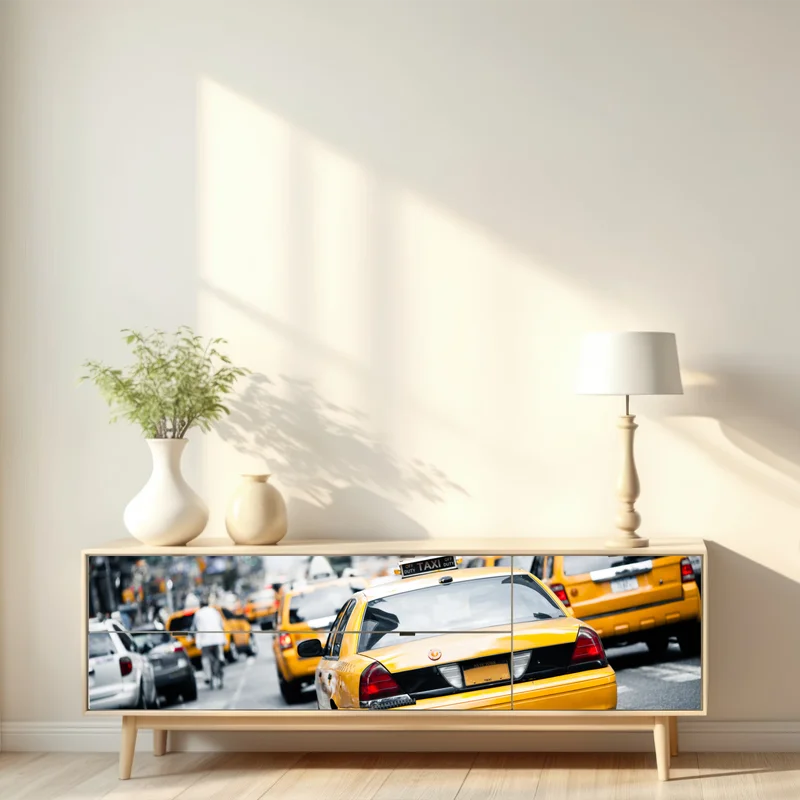 Repositionierbarer Aufkleber gelbe taxis in einer belebten straße von New York