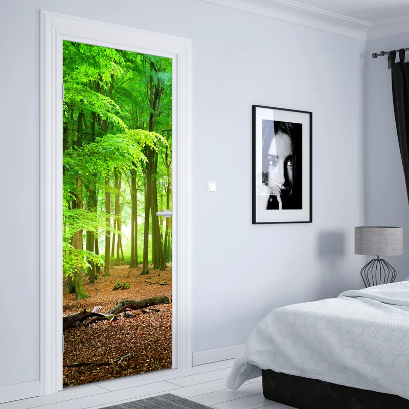 Türaufkleber sonnendurchfluteter grüner wald