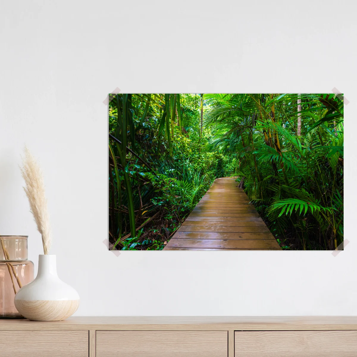 Poster mangrovensteg durch üppigen grünen dschungel Poster mangrovensteg durch üppigen grünen dschungel