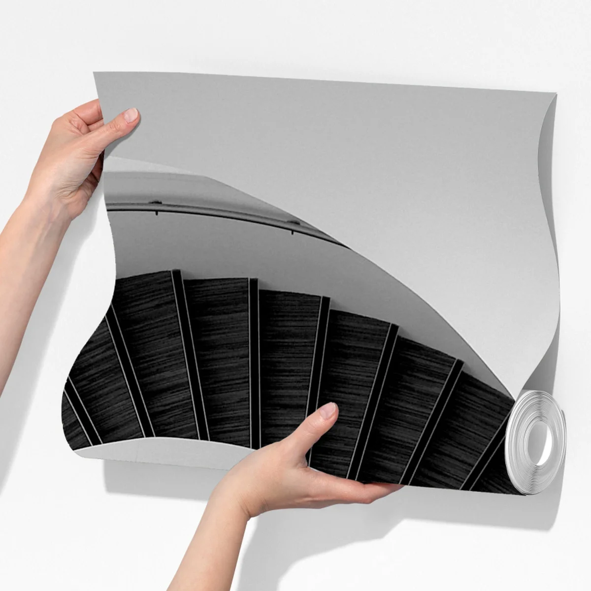 Fototapeta spiralne schody w monochromie Fototapeta spiralne schody w monochromie