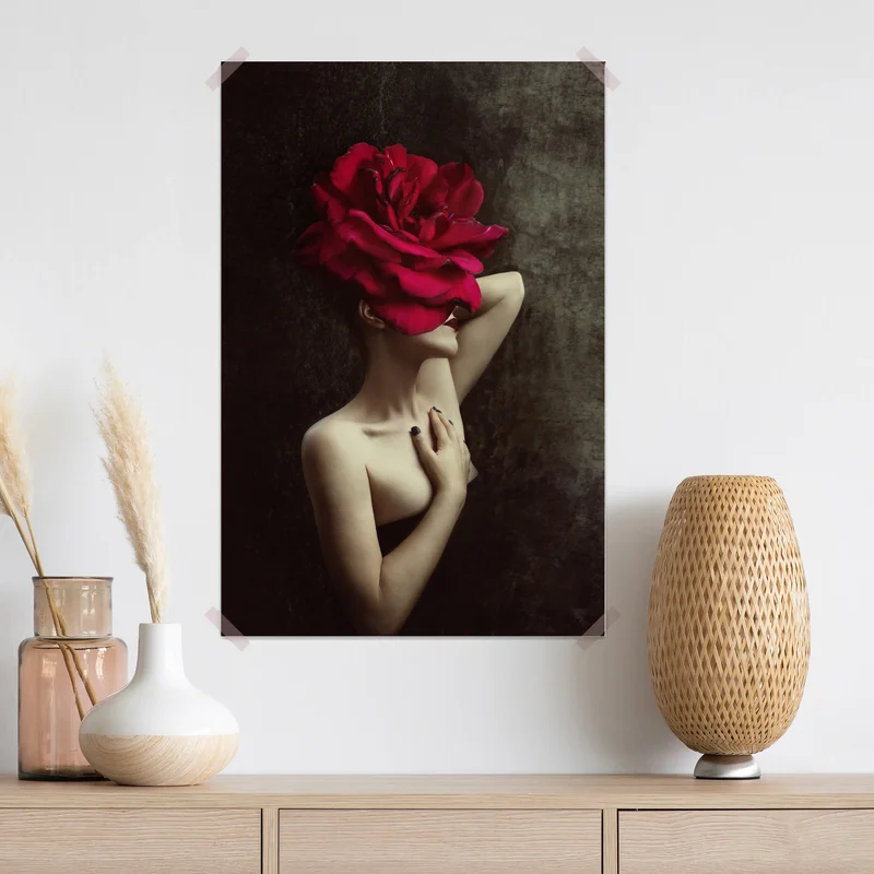 Poster frau mit rosenkopf surreales blumenporträt Poster frau mit rosenkopf surreales blumenporträt