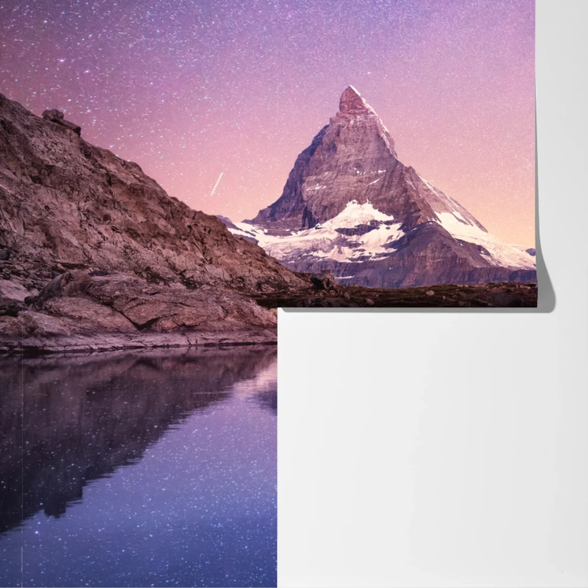 Fototapete Matterhorn unter der Milchstraße mit spiegelung Fototapete Matterhorn unter der Milchstraße mit spiegelung