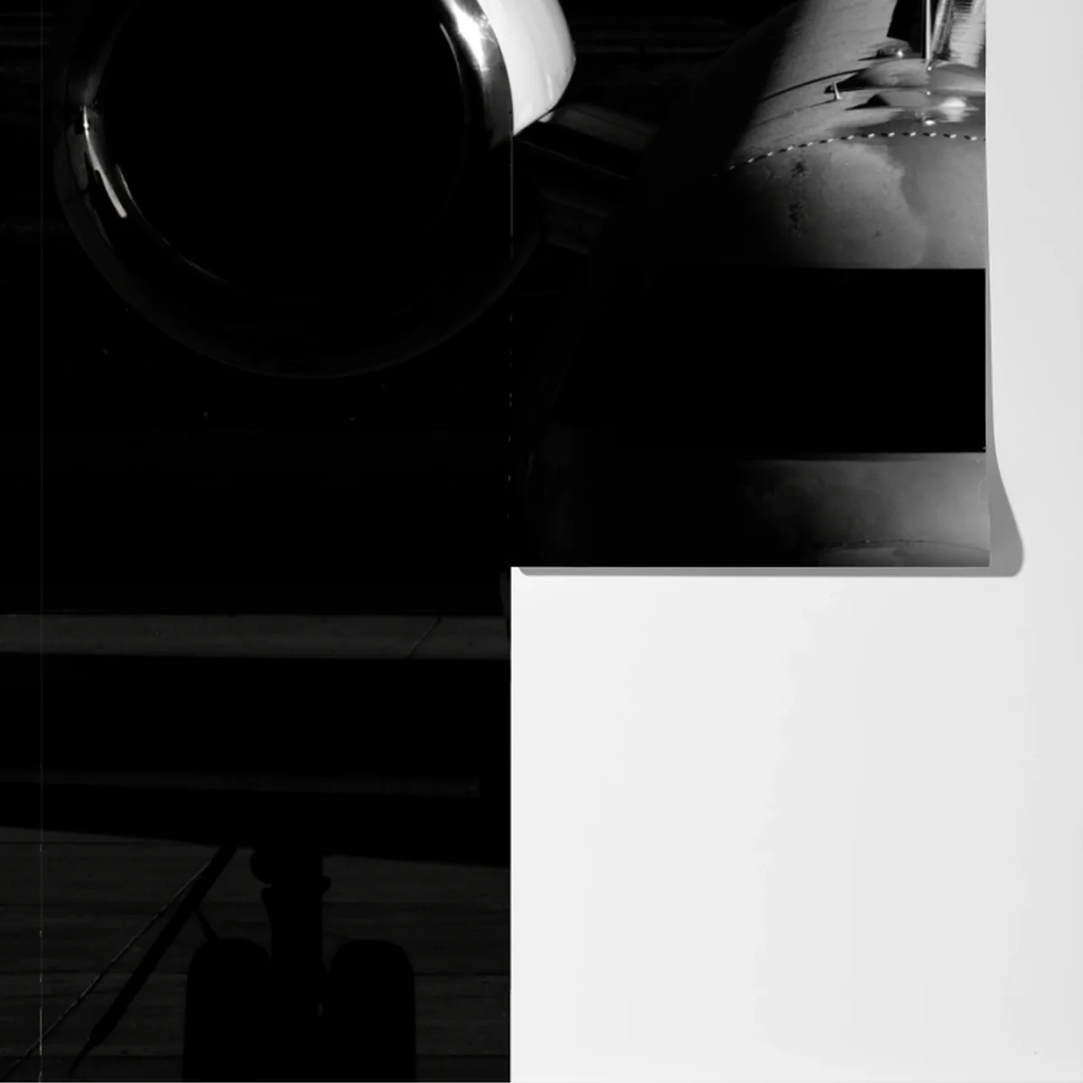 Fototapete monochrome frontalansicht eines privatjets Fototapete monochrome frontalansicht eines privatjets