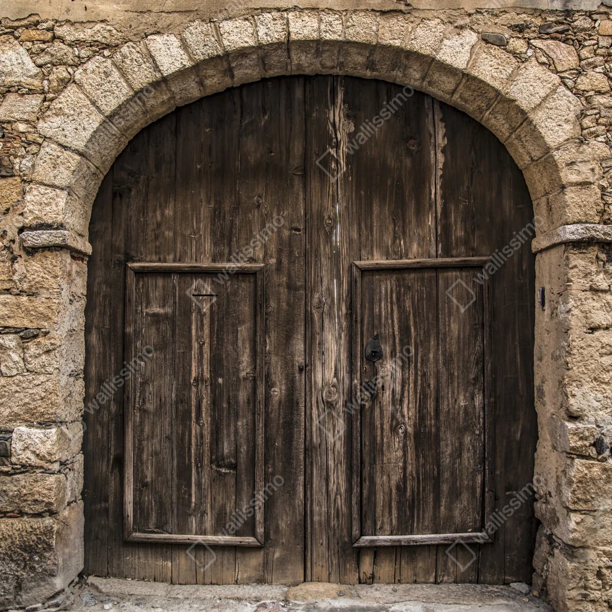 Fototapete rustikale holztür mit steinbogen Fototapete rustikale holztür mit steinbogen