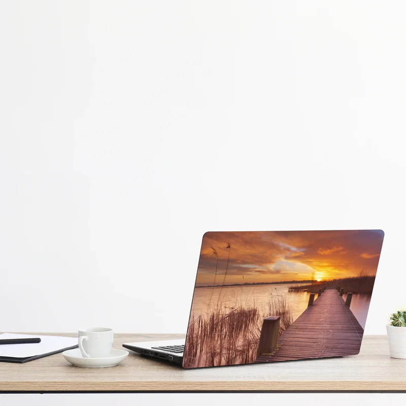 Laptop-Aufkleber sonnenaufgang über dem see bei Amsterdam