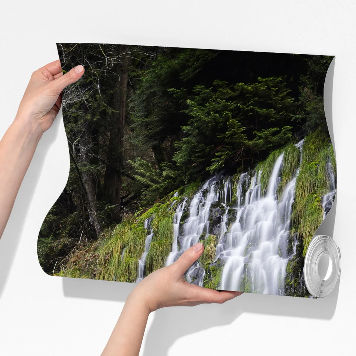 Fototapete moosiger wasserfall im wald Fototapete moosiger wasserfall im wald