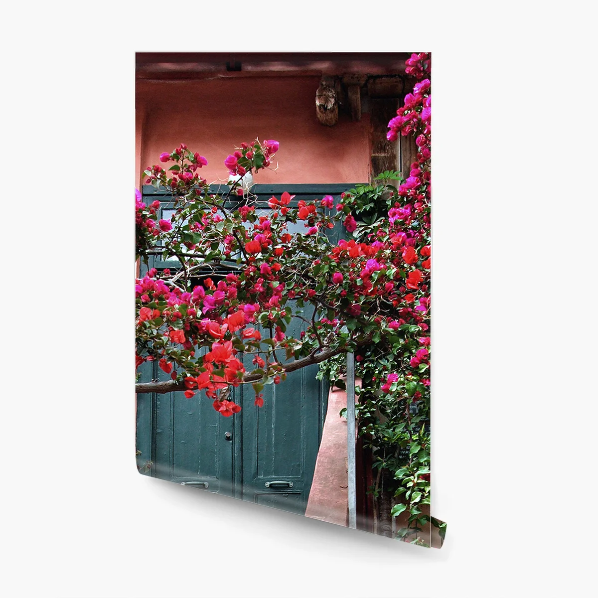 Fototapete treppe mit bougainvillea und grünen pflanzen Fototapete treppe mit bougainvillea und grünen pflanzen