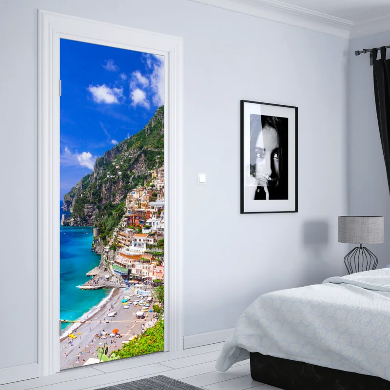 Türaufkleber sonnige panoramaaufnahme von Positano an der Amalfiküste