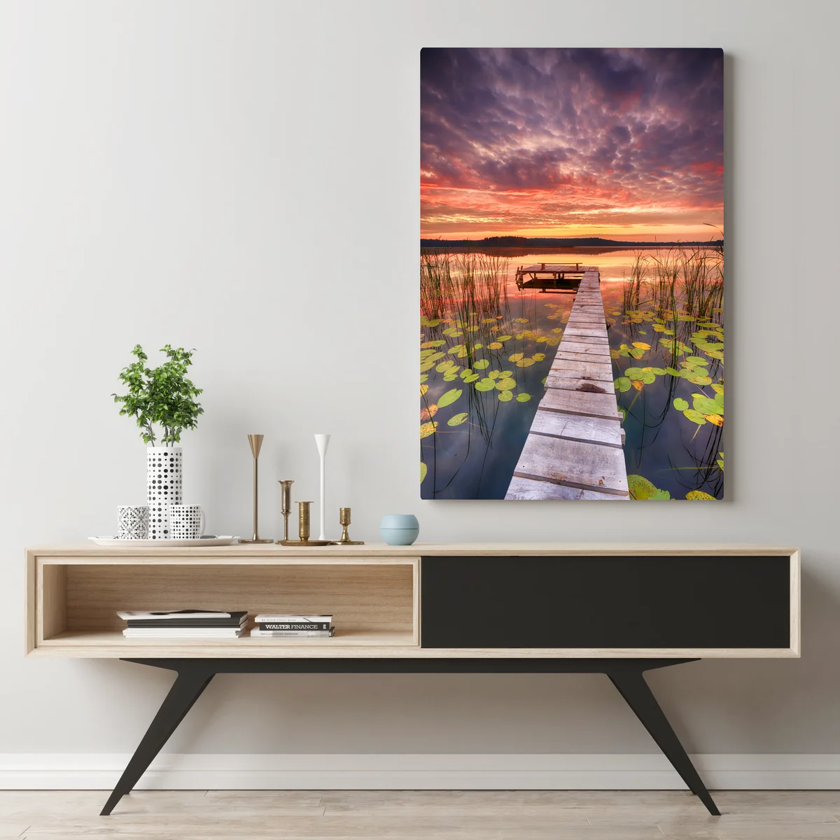 Leinwandbild sonnenaufgang über ruhigem see mit steg Leinwandbild sonnenaufgang über ruhigem see mit steg