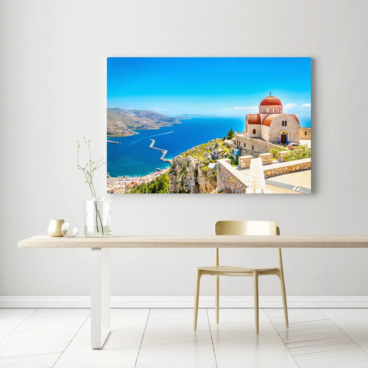 Leinwandbild griechische kirche auf klippe über dem meer Leinwandbild griechische kirche auf klippe über dem meer