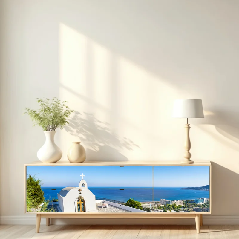 Repositionierbarer Aufkleber weiße kapelle mit meerblick in Faliraki