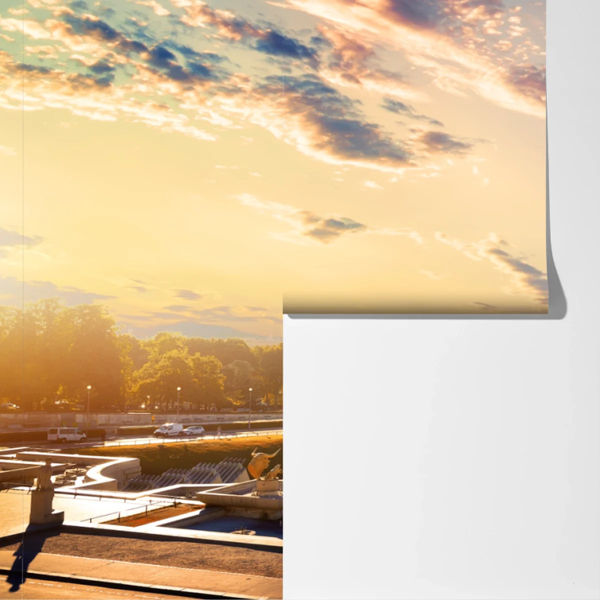 Fototapete sonnenbeschienener blick auf den Eiffelturm bei dämmerung Fototapete sonnenbeschienener blick auf den Eiffelturm bei dämmerung