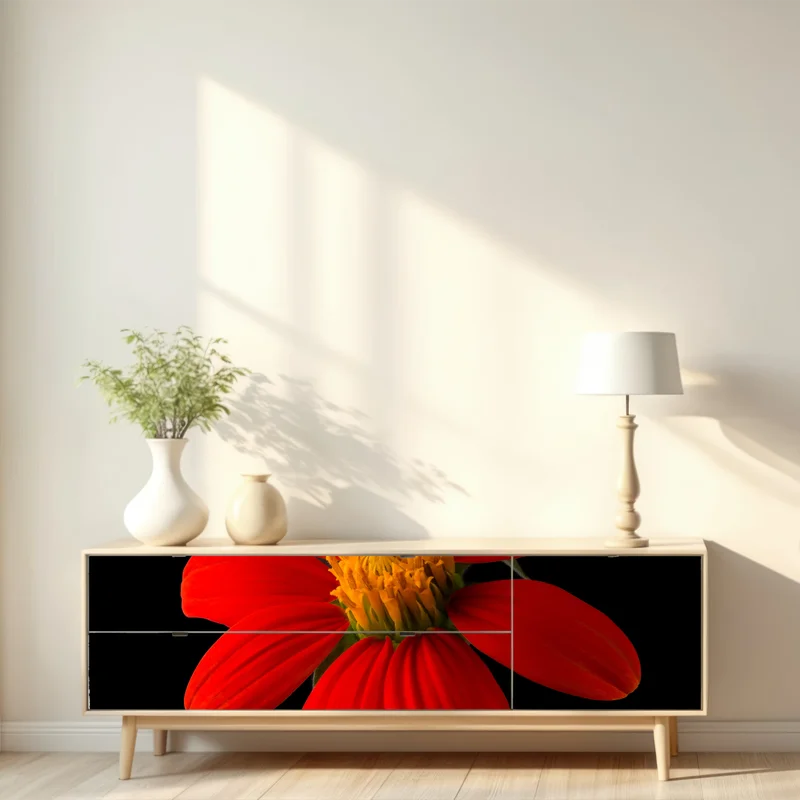 Repositionierbarer Aufkleber leuchtende mexikanische sonnenblume auf schwarzem hintergrund Repositionierbarer Aufkleber leuchtende mexikanische sonnenblume auf schwarzem hintergrund