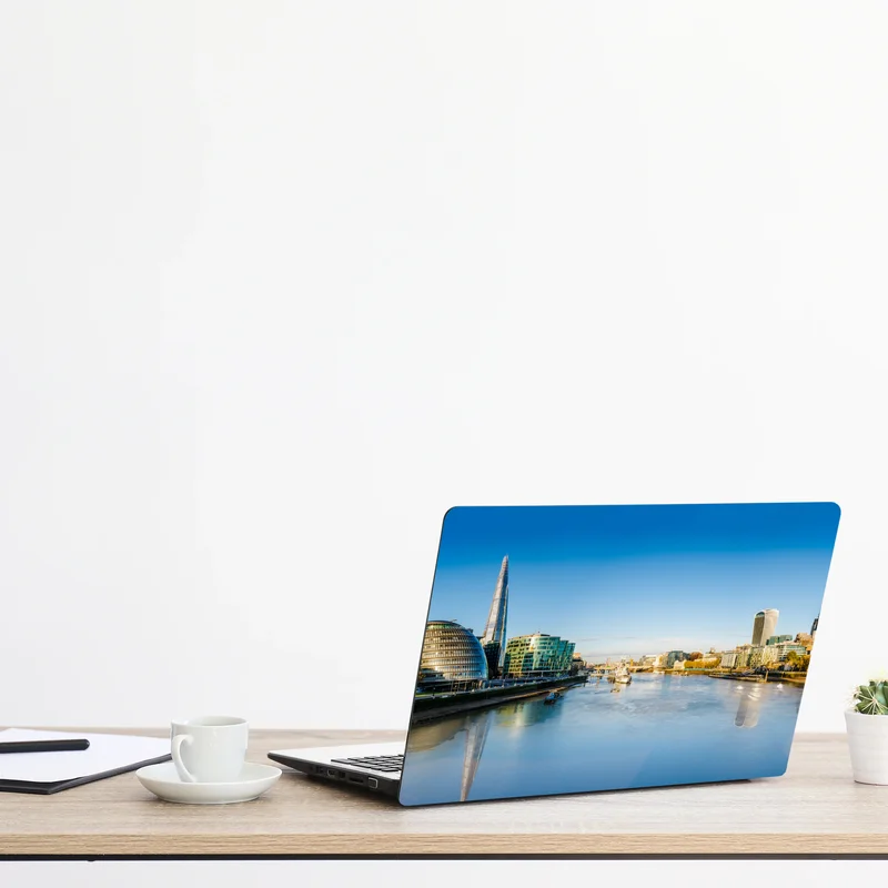 Naklejka na laptopa Londyn panoramiczny widok nad Tamizą Naklejka na laptopa Londyn panoramiczny widok nad Tamizą