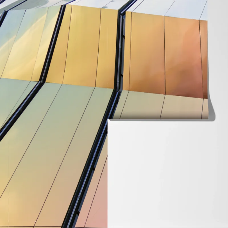 Fototapete irisierende moderne fassade aus paneelen Fototapete irisierende moderne fassade aus paneelen