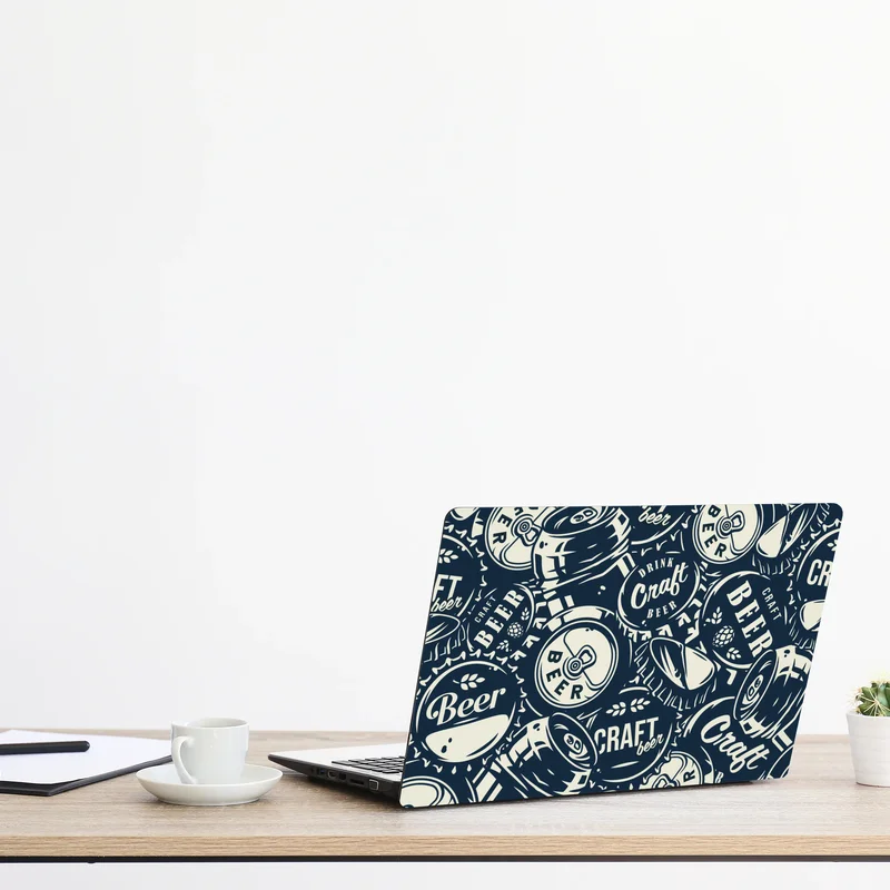 Laptop-Aufkleber muster mit craft-bier kronkorken