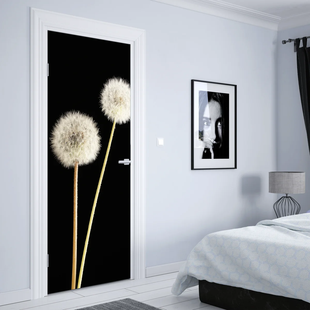 Türaufkleber zarte löwenzahnsamen auf schwarzem hintergrund Türaufkleber zarte löwenzahnsamen auf schwarzem hintergrund