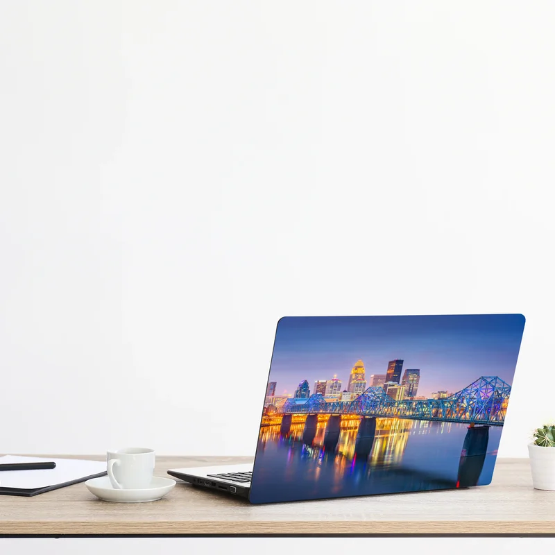 Naklejka na laptopa Louisville panorama o zmierzchu