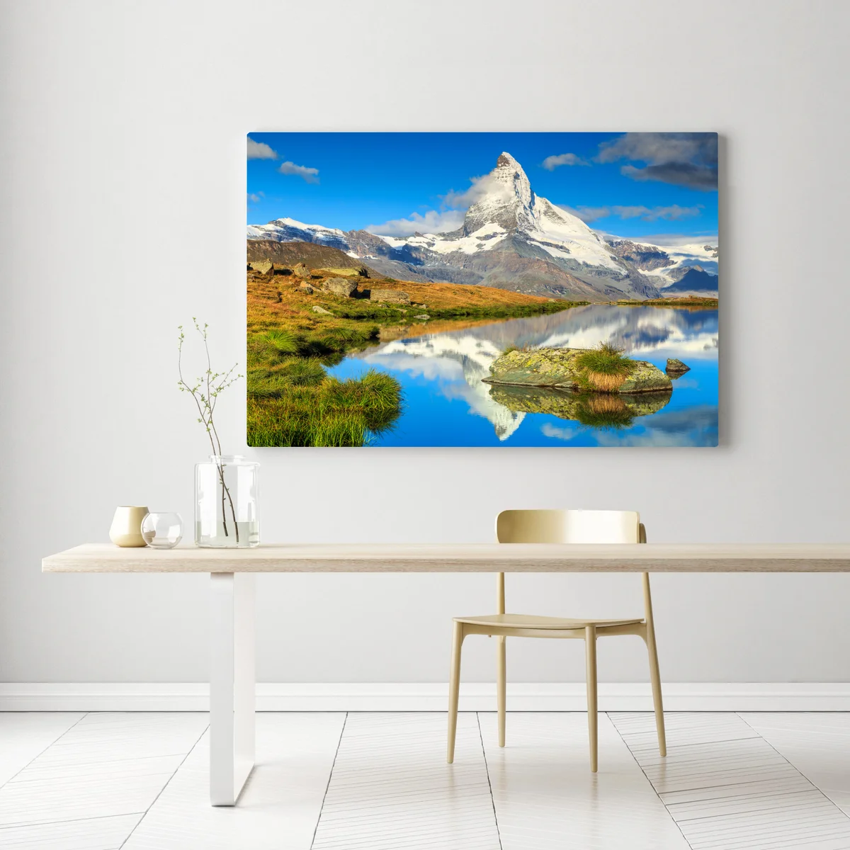 Leinwandbild majestätischer Matterhorn-spiegel im alpensee Leinwandbild majestätischer Matterhorn-spiegel im alpensee