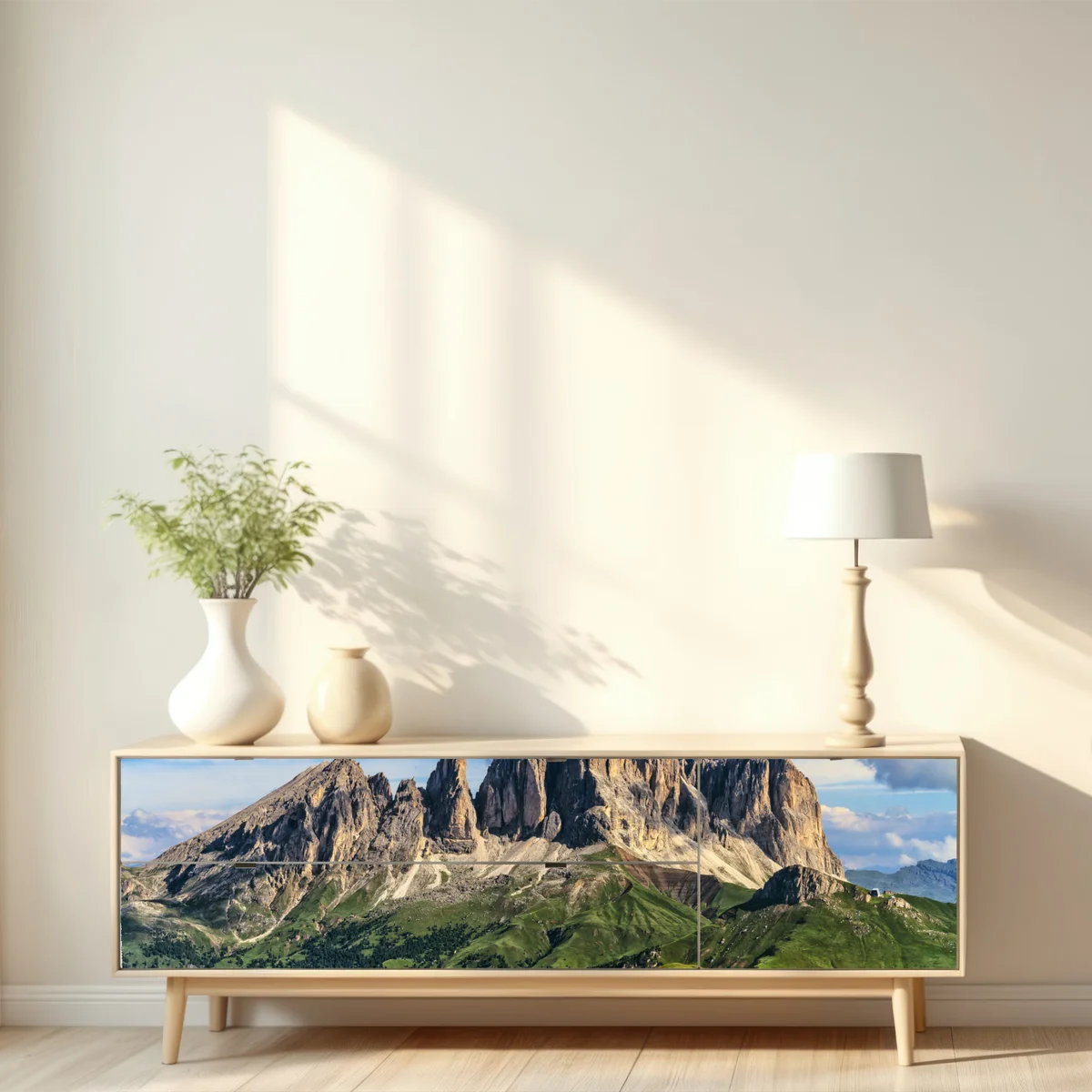 Repositionierbarer Aufkleber majestätische bergpanorama mit grünen hügeln Repositionierbarer Aufkleber majestätische bergpanorama mit grünen hügeln