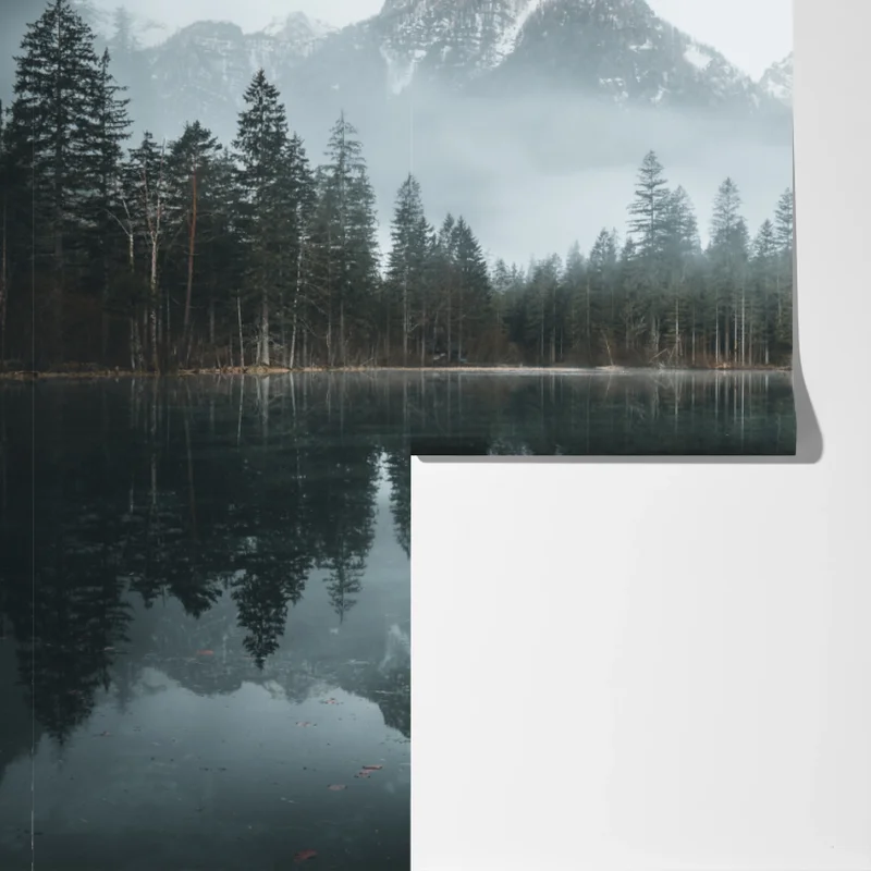 Fototapete neblige alpine spiegelung am ruhigen see Fototapete neblige alpine spiegelung am ruhigen see